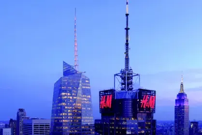 Here's how some New Yorkers get to control the color of the city's skyscrapers